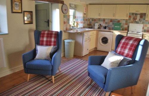 Wells Cottage | Lovely Character Cottage With Stunning Countryside Walks