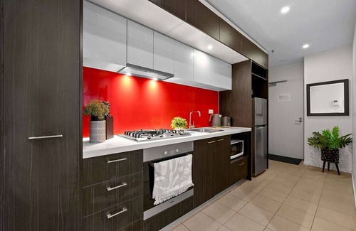 Melbourne Central Business District Apartment | Lovely City Escape with 2 Bedrooms, 2 Bathrooms Unit in Melbourne Central