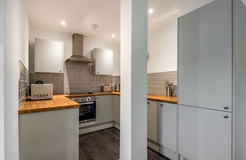 Leeds Apartment | Lovely Compact 1 Bed Apartment in Leeds