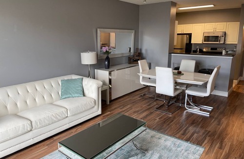 Grandview Heights Condo | Lovely condo in the heart of downtown Cityplace