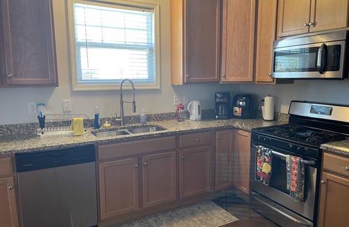 North Camellia Acres House | lovely condo near chesapeake bay