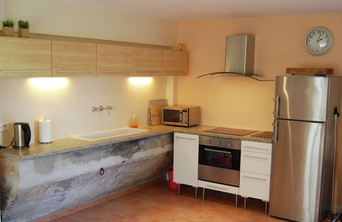 Valreas Cottage | Lovely Cottage in Valréas with Swimming Pool