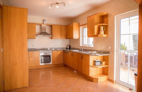 Atalaia Villa | Lovely detached villa overlooking the large communal pool in Colina da Atalaia.