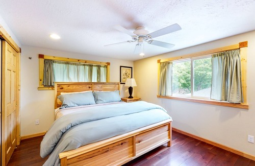 Oak Grove House | Lovely dwelling with riverfront views, large deck, grill, & patio seating