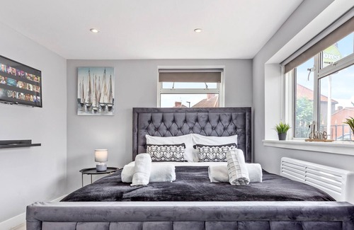 Feltham West Apartment | Lovely Ensuite Room Feltham Heathrow London TW13