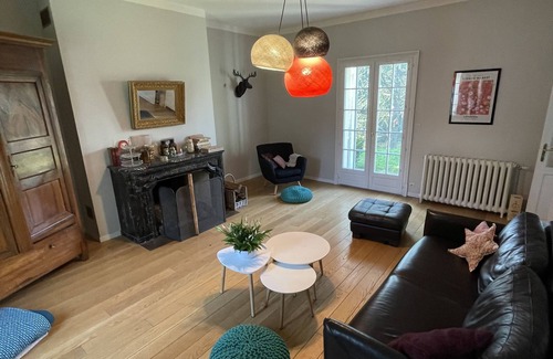 Les Serres - Vivier House | Lovely family home with swimming pool near Lyon