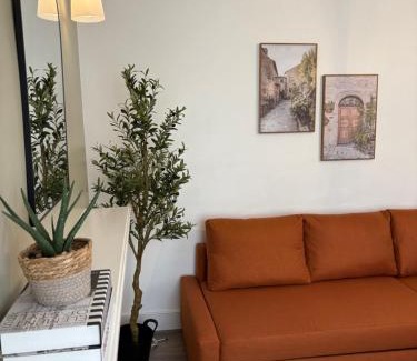 Highbury West Apartment | Lovely Flat by Emirates - 5 mins to Kings Cross St Pancras