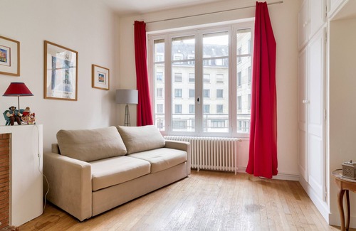 Graslin - Commerce Apartment | Lovely flat in city center for 6