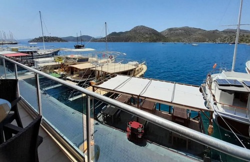 Mentese Apartment | Lovely Flat with Sea View near Beach in Bozburun