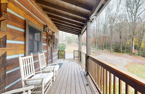 Canton Cabin | Lovely forest retreat with fireplace, full kitchen, front porch, and pond views
