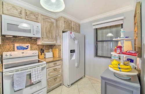 Fort Pierce Shores Condo | Lovely Fort Pierce Condo, Walk to Beach!