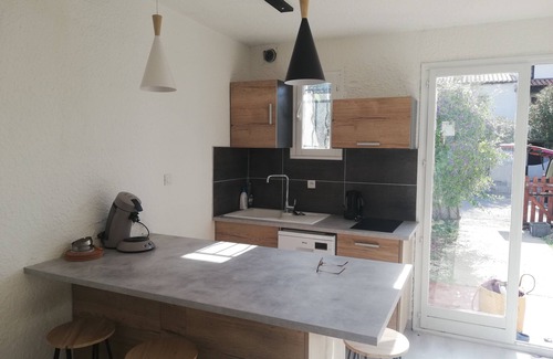 Saintes-Maries-de-la-Mer Apartment | Lovely new apartment 10 minutes walk from the beach!