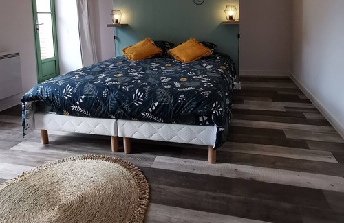 Dol-de-Bretagne House | Lovely fully-equipped apartment house, quiet and bright, near Mont-Saint-Michel