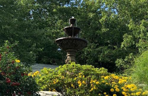 Lincolnville House | Lovely Getaway Suite with Private Deck in a Bed and Breakfast in Waldo County