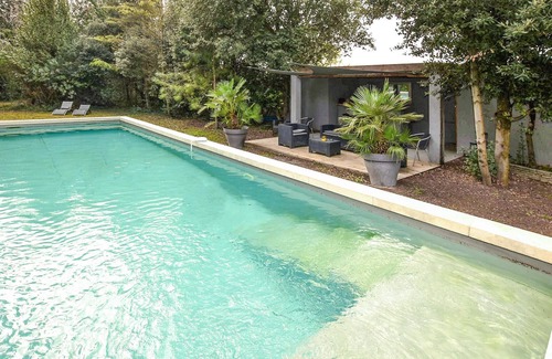 Entraigues-sur-la-Sorgue House | Lovely home in Entraigues-sur-la-Sorg