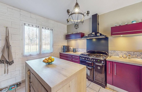 Saint-Jean-d'Eyraud House | Lovely home in Eyraud-Crempse-Maurens