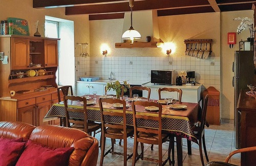 Le Cloitre-Saint-Thegonnec House | Lovely home in Le Cloitre S Thegonnec