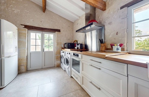 Les Leves-et-Thoumeyragues House | Lovely home in LES LEVES ET THOUMEYRA