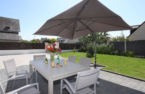 Saint-Meloir-des-Ondes House | Lovely home in Saint-Méloir-des-Ondes