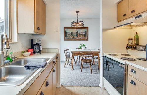 Druid Hills Apartment | Lovely Hendersonville Apt with Deck 1 Mi to Main St