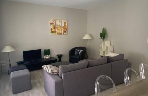 Carcassonne House | Lovely holiday home overlooking medieval city