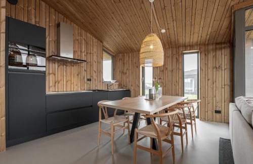 Wissenkerke House | Lovely holiday home in Wissenkerke with garden
