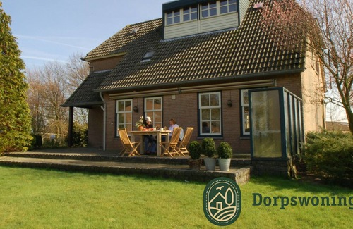 Leende House | Lovely holiday home in Leende with fenced garden