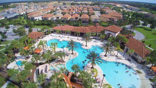 Loughman House | Lovely home 15 min to Disney at Solterra Resort