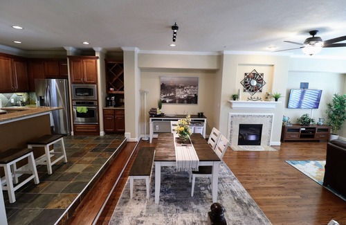 Montrose House | Lovely home - Great location River Oaks Houston Texas