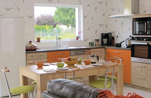 Brain-sur-Allonnes House | Lovely home in Brain-sur-Alonnes