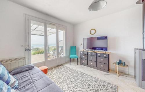 Woignarue House | Lovely Home In Ault With Wifi