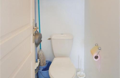 Cazevieille House | Lovely Home In Cazevieille With Kitchen