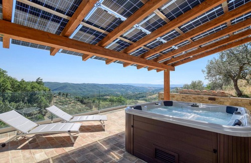 Gualdo Cattaneo House | Lovely home in Gualdo Cattaneo