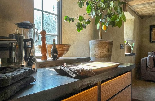 Larbro House | Lovely home in Lärbro with WiFi