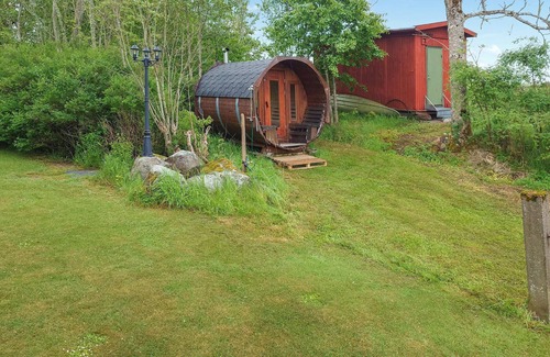 Mellerud House | Lovely home in Mellerud with kitchen