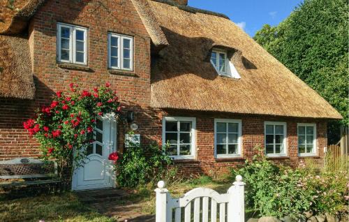 Klixbull House | Lovely Home In Niebüll Ot Klixbüll
