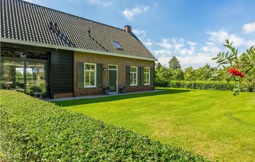 Municipality of Borsele House | Lovely Home In Ovezande With Sauna