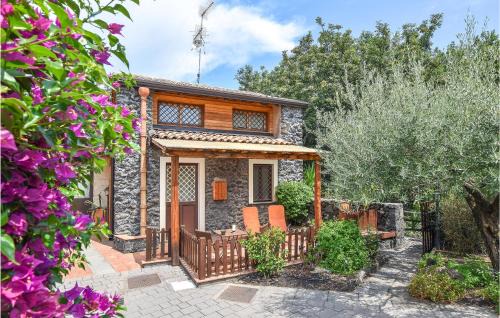 Santa Venerina House | Lovely Home In Santa Venerina With Wifi