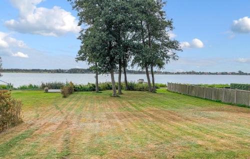 Sunds House | Lovely Home In Sunds With House Sea View