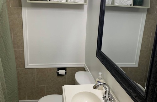 Lapeer House | Lovely Home located in Lapeer MI.
