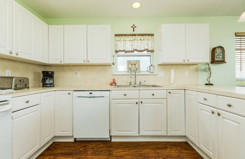 Indian Beach House | Lovely home overlooking wetlands with private bool - half mile to the beach