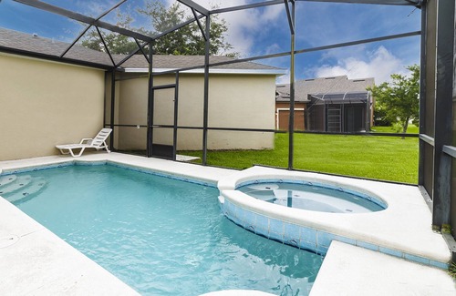 Trafalgar Village House | Lovely Home w/private pool near Disney & Universal
