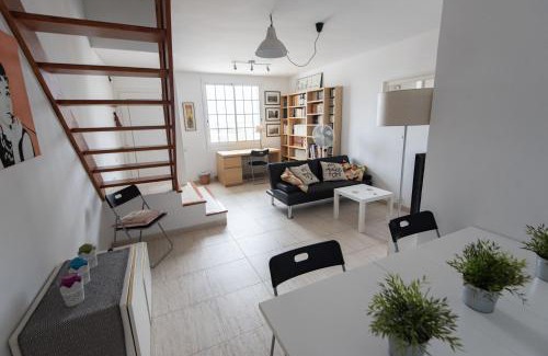 Cerdanyola del Valles Apartment | Lovely house in Bellaterra (10 min to UAB)