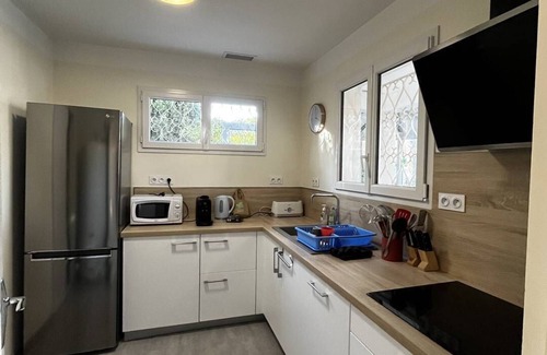 La Jetee House | Lovely house with three bedrooms near beach