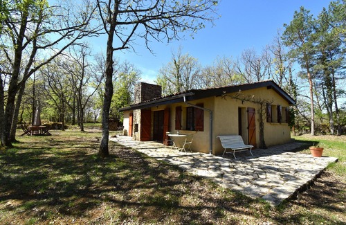 Daglan House | Lovely house with private pool hidden in the woods