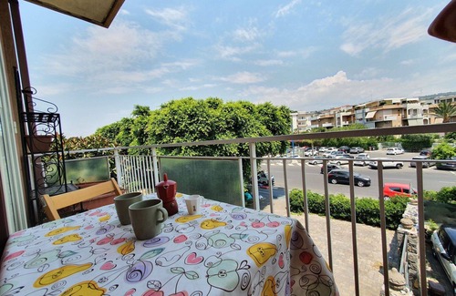 Archi Apartment | Lovely apartment for 4 people with WIFI, A/C, TV and balcony