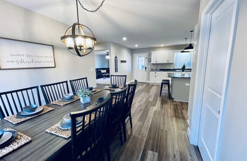 Gilbertsville House | Lovely KY Lake Home w/Fire Pit & Dock