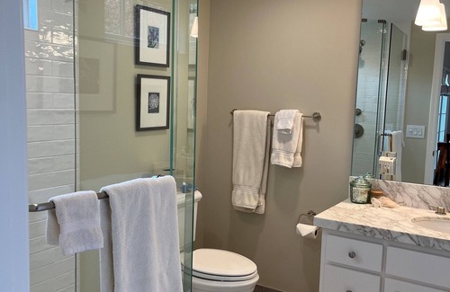 Land Park Cottage | Lovely Land Park Cottage