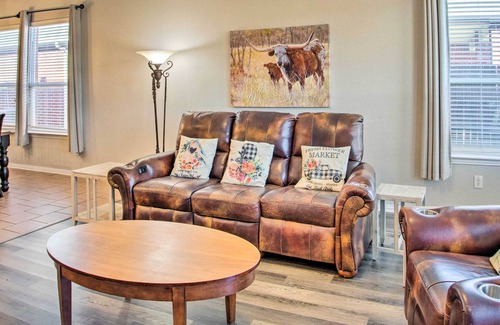 Little Elm House | Lovely Little Elm House w/ Backyard!