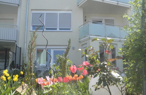 Leimen Apartment | lovely living ambience, 3 rooms absolutely quiet in the center, 4 km Heidelberg